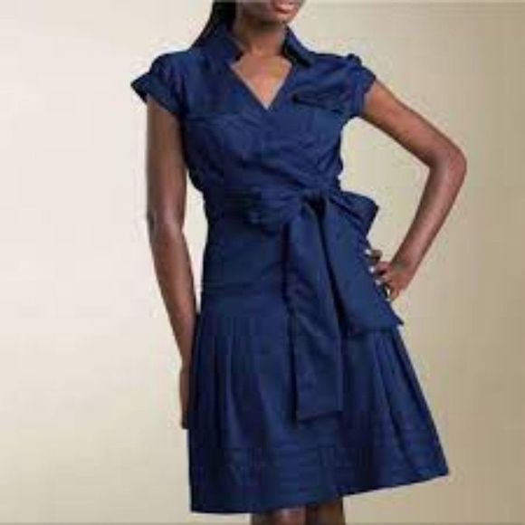 Diane Von Furstenberg Dresses & Skirts - DIANE VON FURSTENBERG 100% COTTON EDAN WRAP DRESS IN NAVY SIZE 6